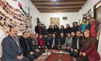 نخستين تور گردشگری فرش کلاردشت با همت خوشه فرش دستباف مازندران برگزار شد