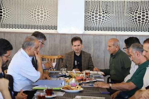 جلسه مجمع عمومی عادی شرکت خدماتی ناحیه صنعتی نارنج داربن تنکابن برگزار شد.